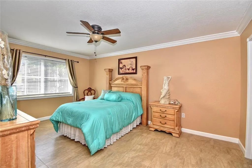 151 NE 16th Ave, #264