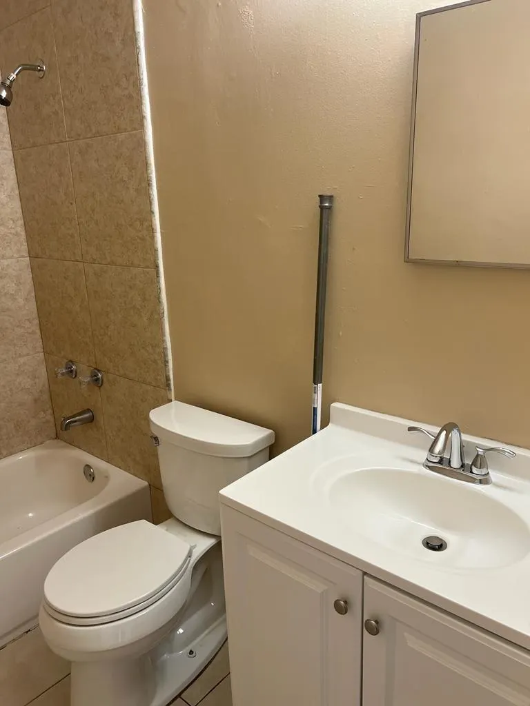 1916 NW 58th Ter, #1916