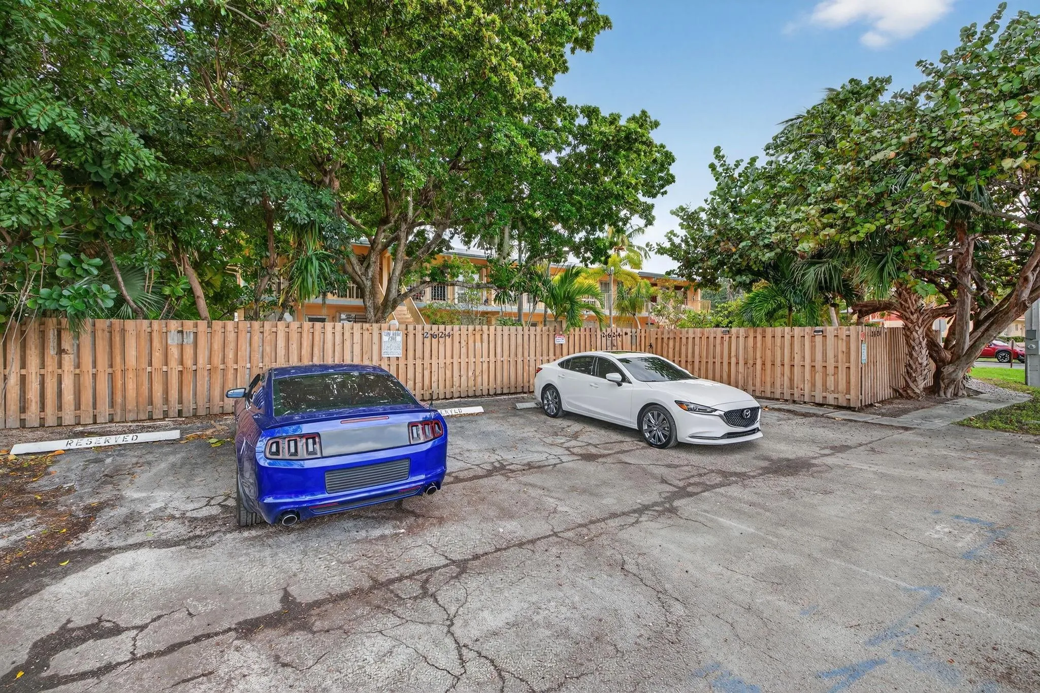 2624 NE 30th Pl, #104B