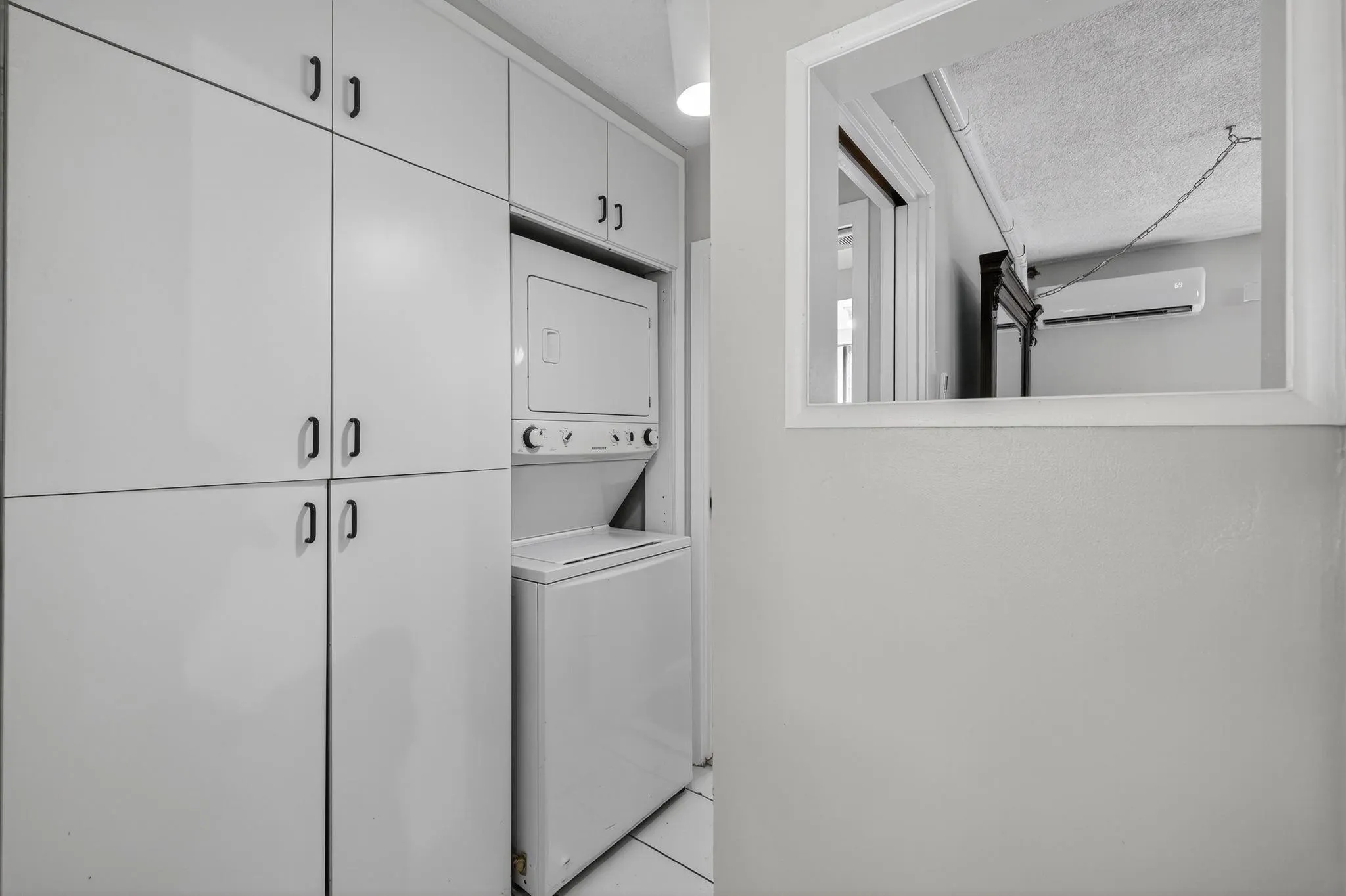 2624 NE 30th Pl, #104B