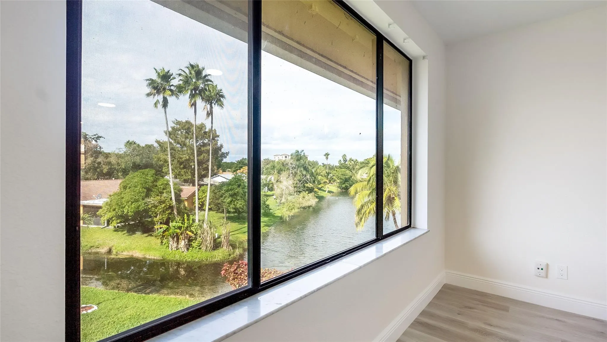 11477 NW 39th Ct, #301-1