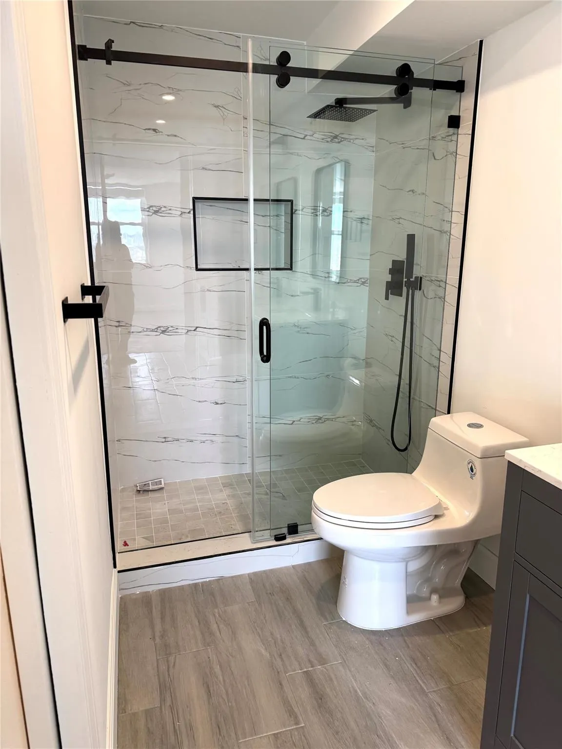 3015 N Ocean Blvd, #16L