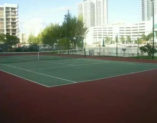 200 Leslie Dr., #1117