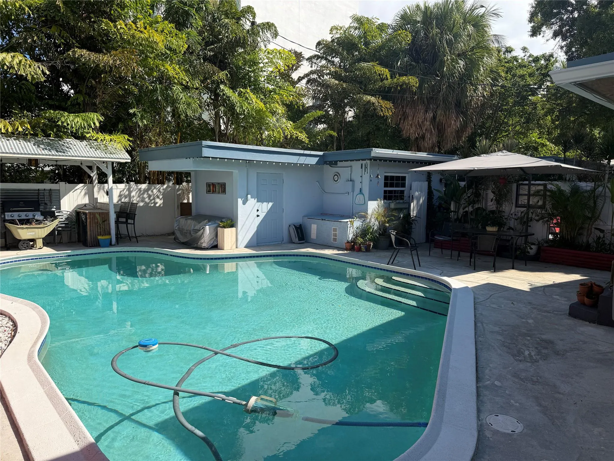 738 NE 3rd Ave, #Front