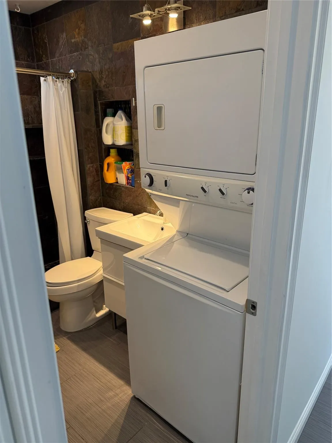 738 NE 3rd Ave, #Front