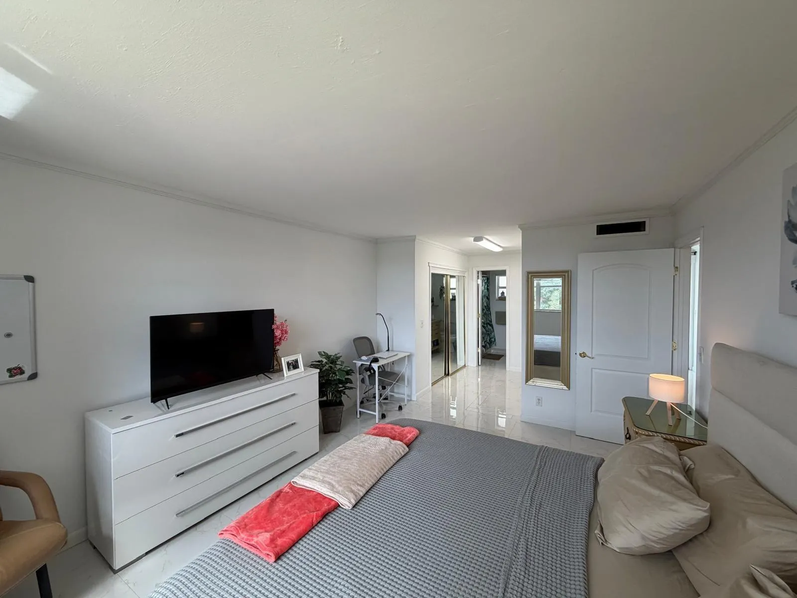 2901 NW 46th Ave, #305