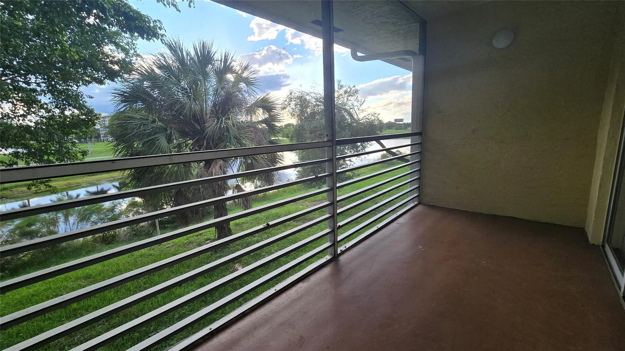 2815 N Course Dr, #201