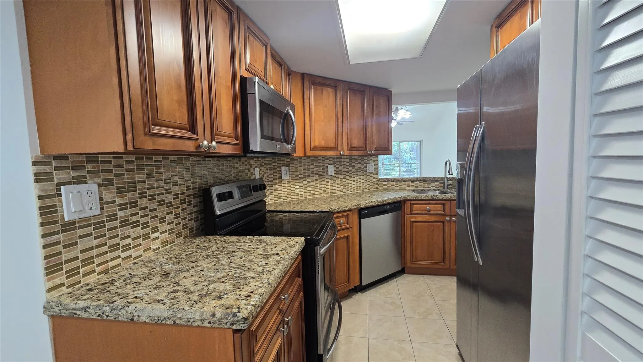 2815 N Course Dr, #201