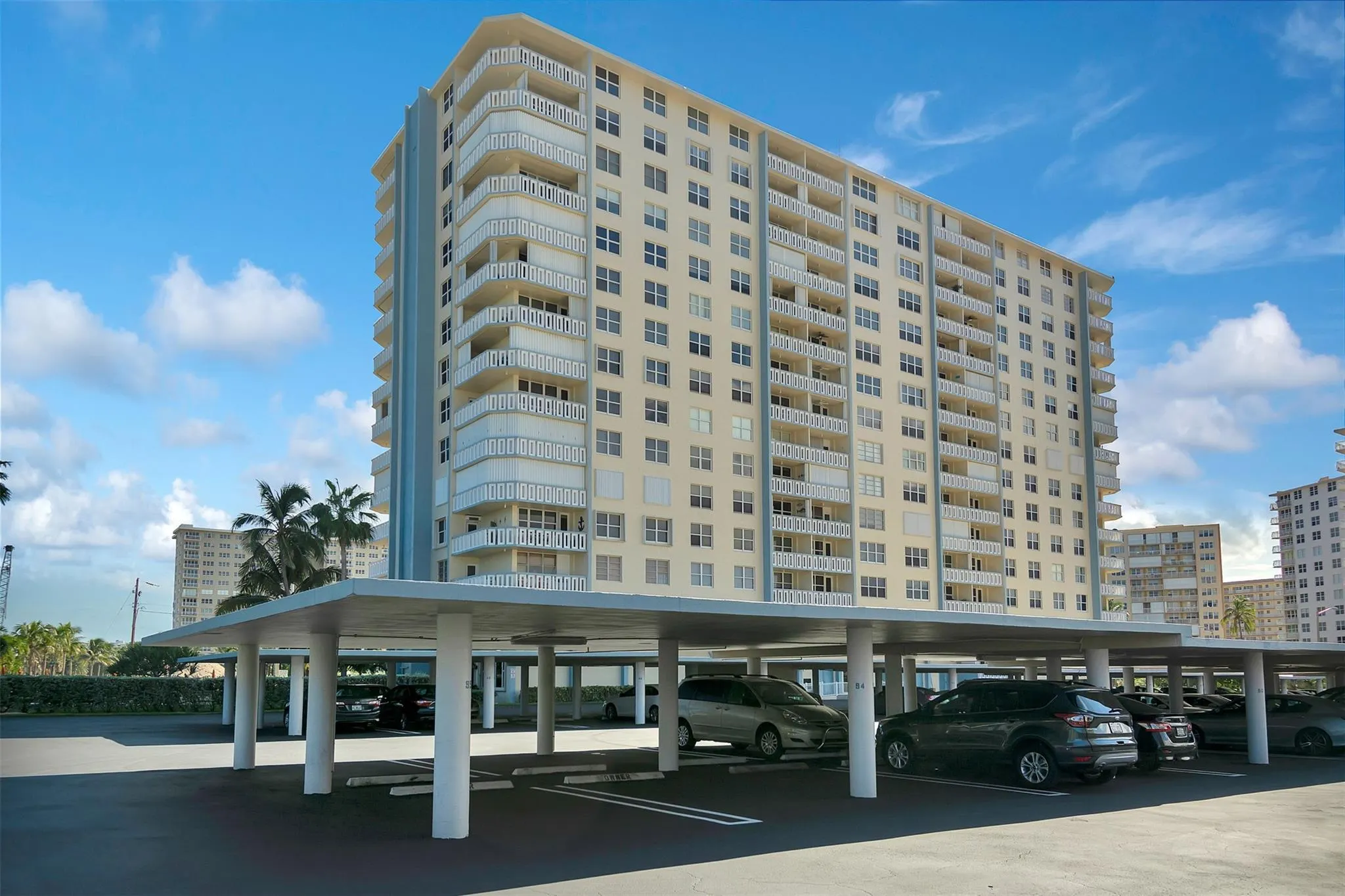 305 N Pompano Beach Blvd, #1003