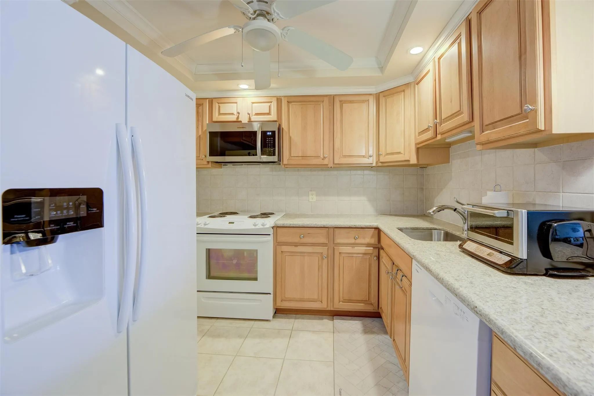 305 N Pompano Beach Blvd, #1003