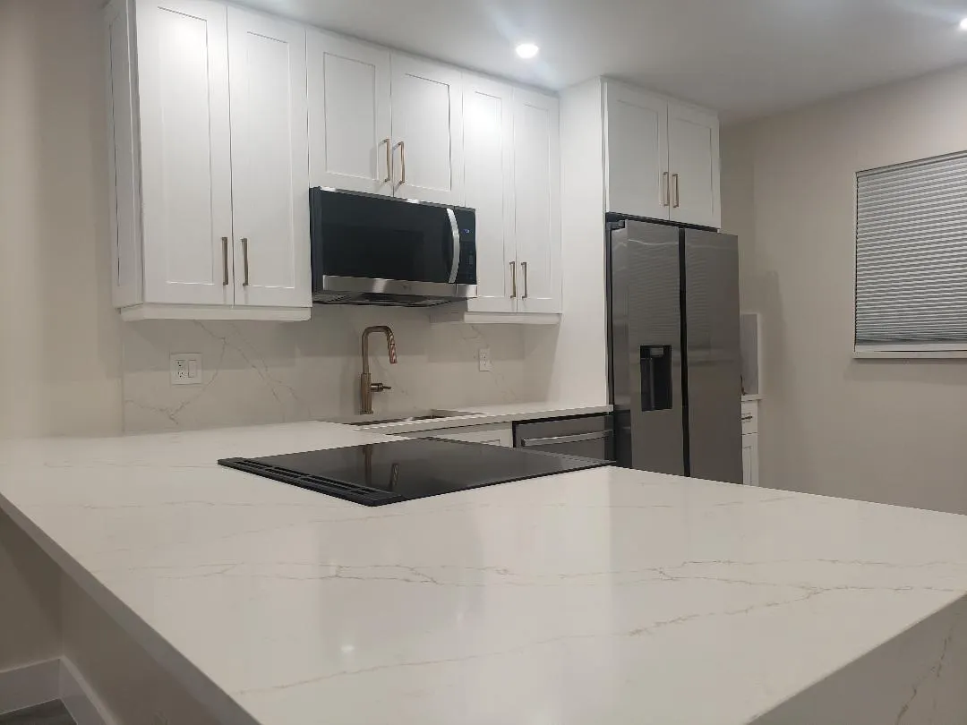 829 Camino Rd, #2050