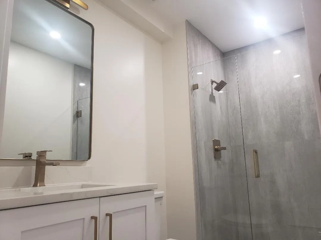 829 Camino Rd, #2050