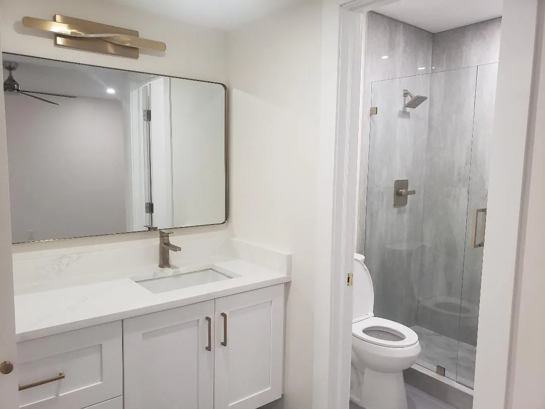 829 Camino Rd, #2050