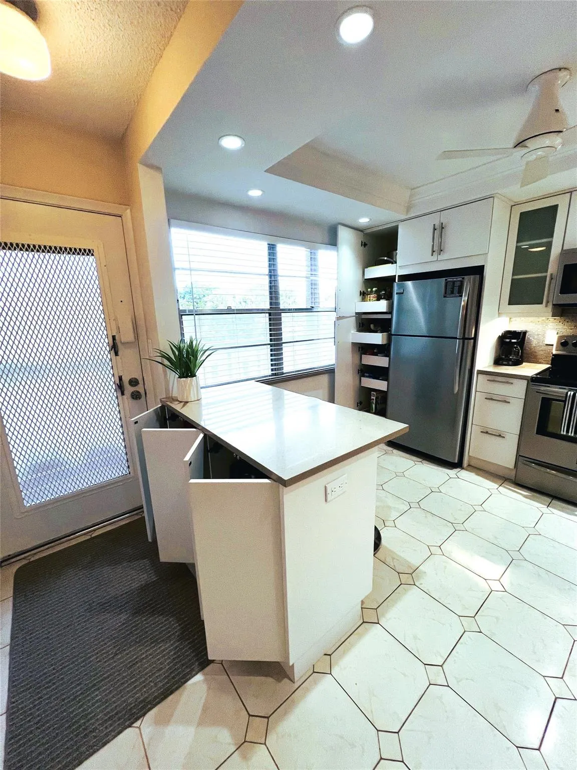 3202 Portofino Point, #L-2