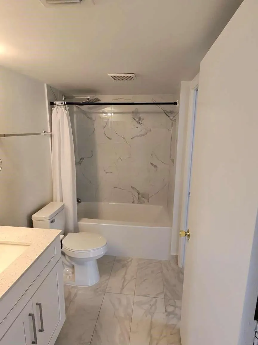 5560 NW 61st St, #707