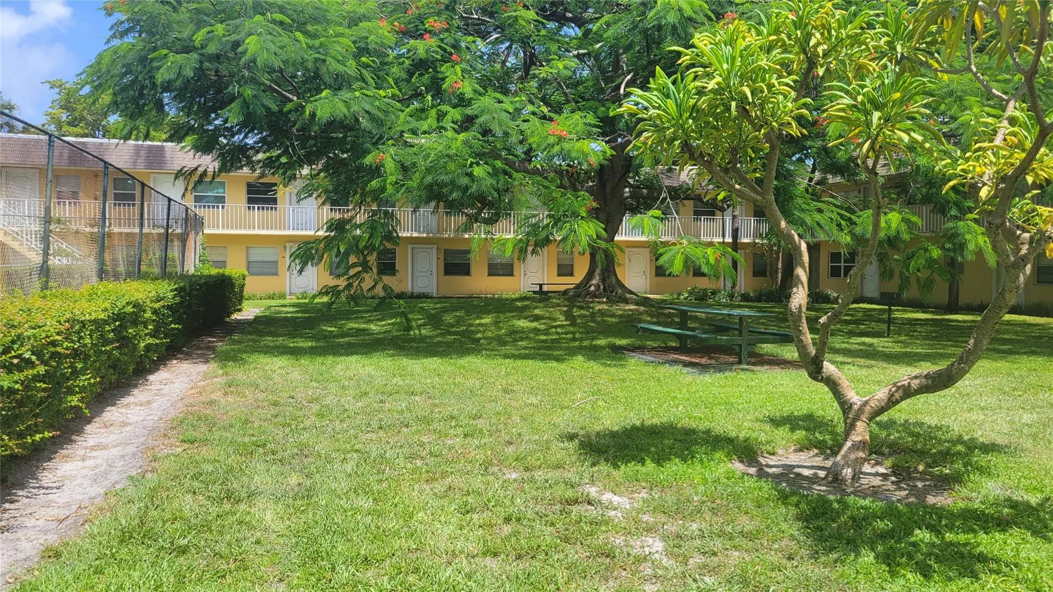 5168 NE 6th Ave, #431