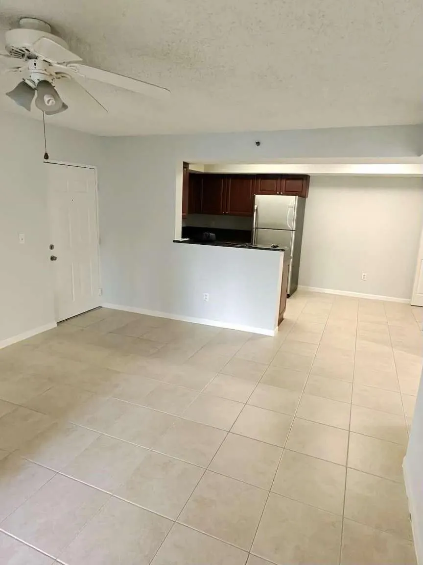 5560 NW 61st St, #707