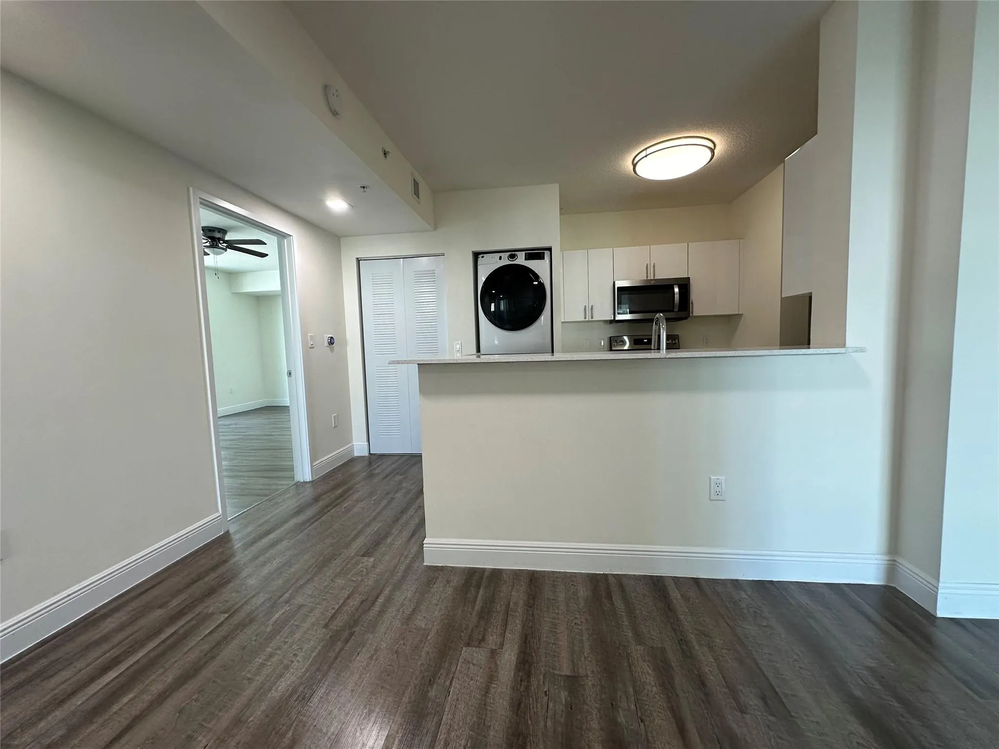 110 SW 12 Street, #902