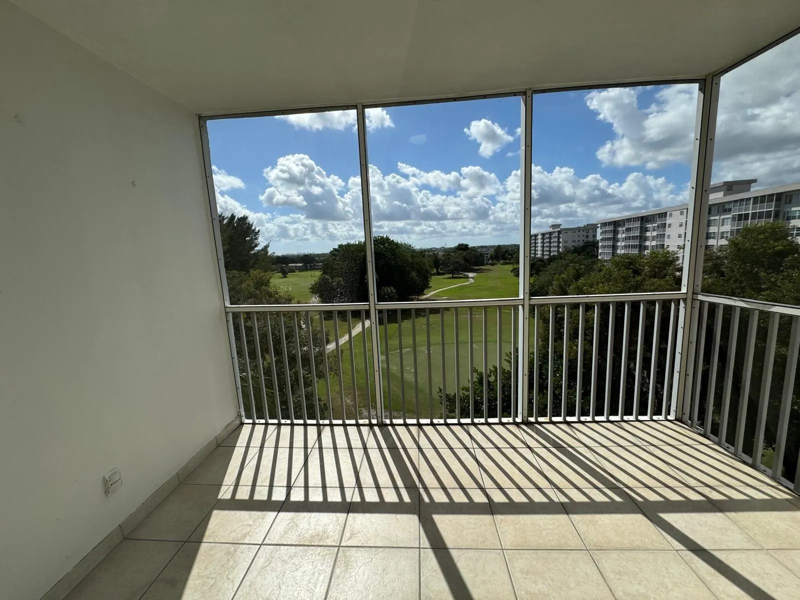 3200 N Palm Aire Dr, #705