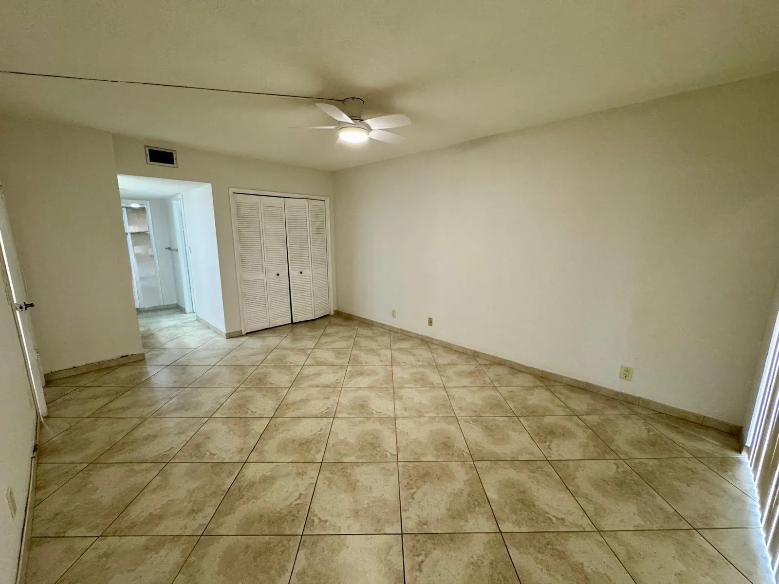 3200 N Palm Aire Dr, #705