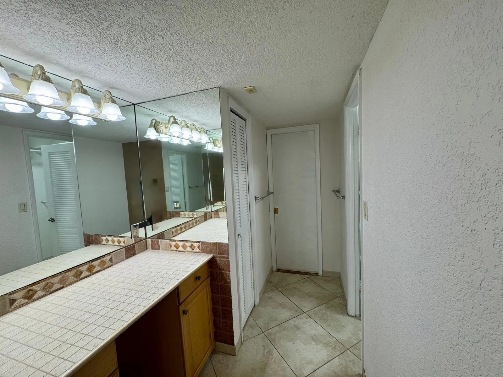 3200 N Palm Aire Dr, #705