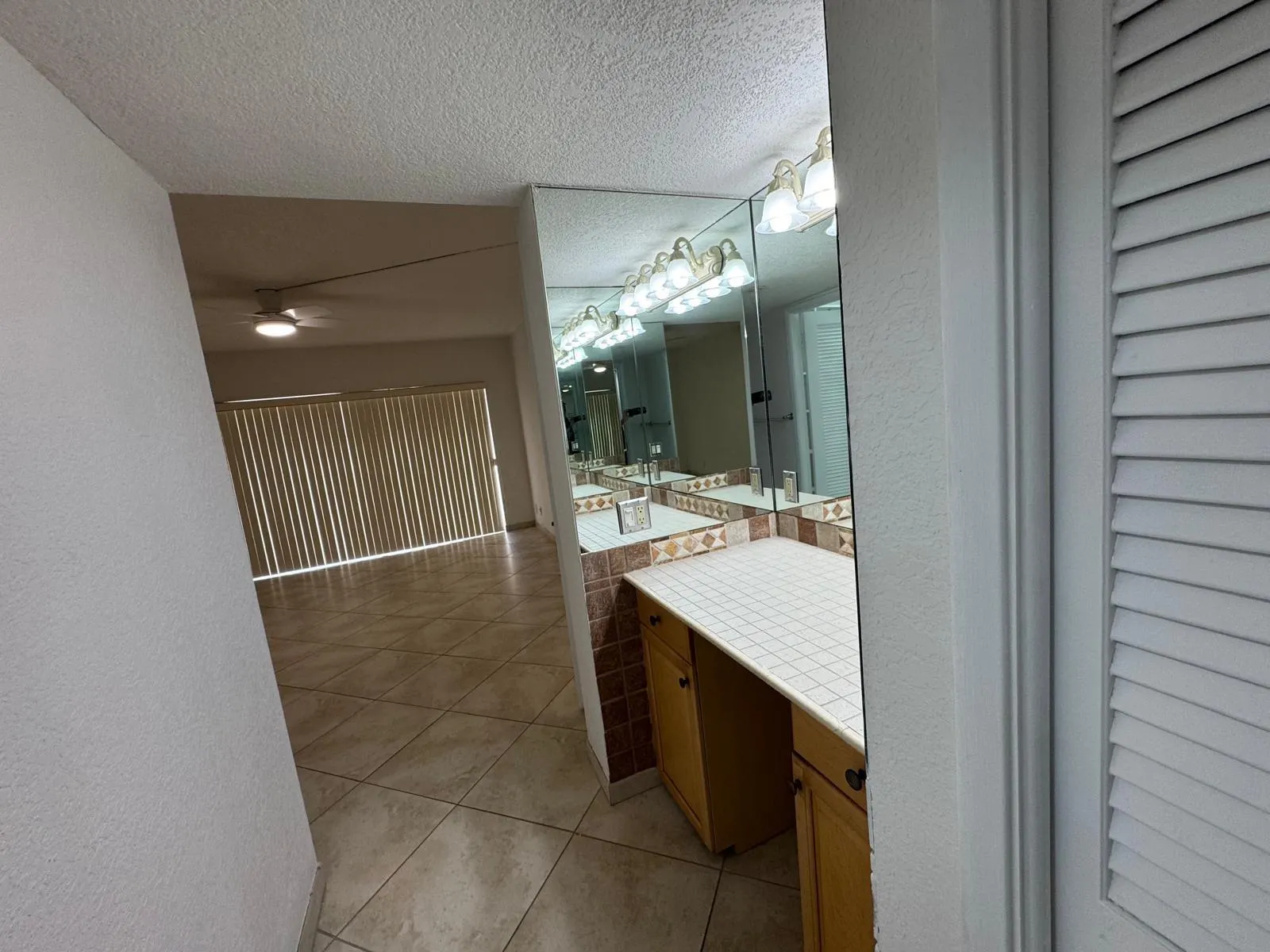 3200 N Palm Aire Dr, #705