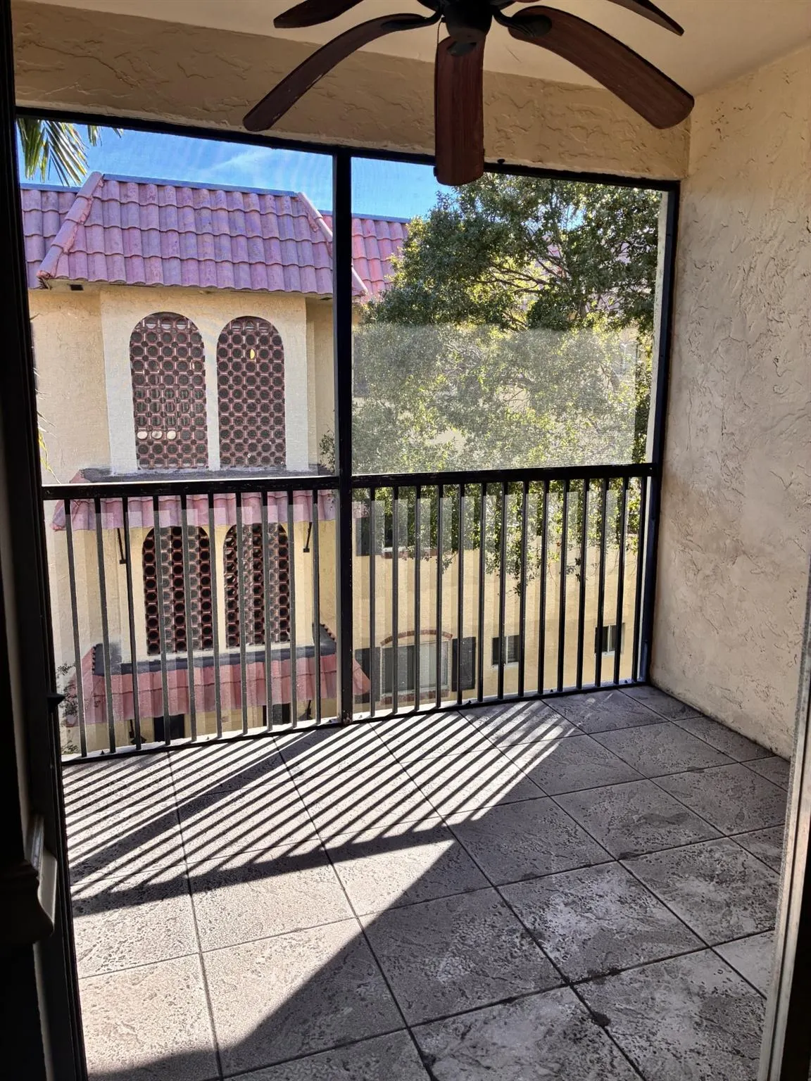 259 S Cypress Rd, #548