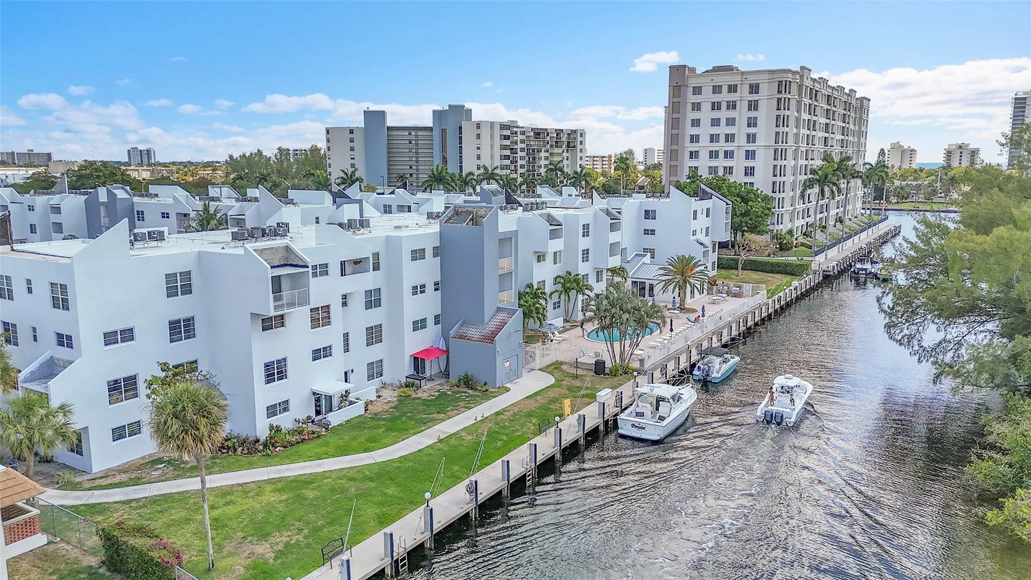 2860 NE 14th Street Cswy, #D401