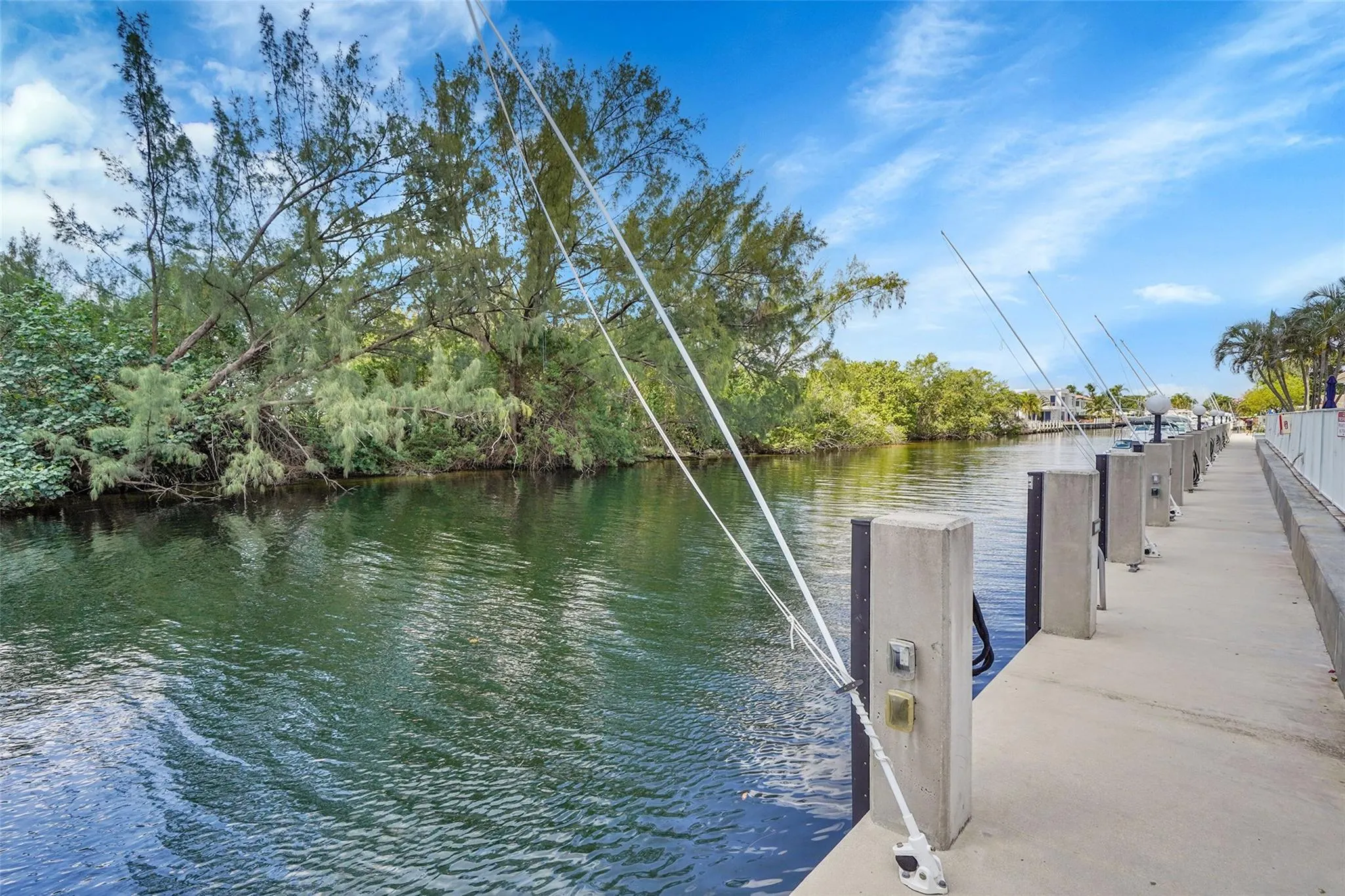 2860 NE 14th Street Cswy, #D401