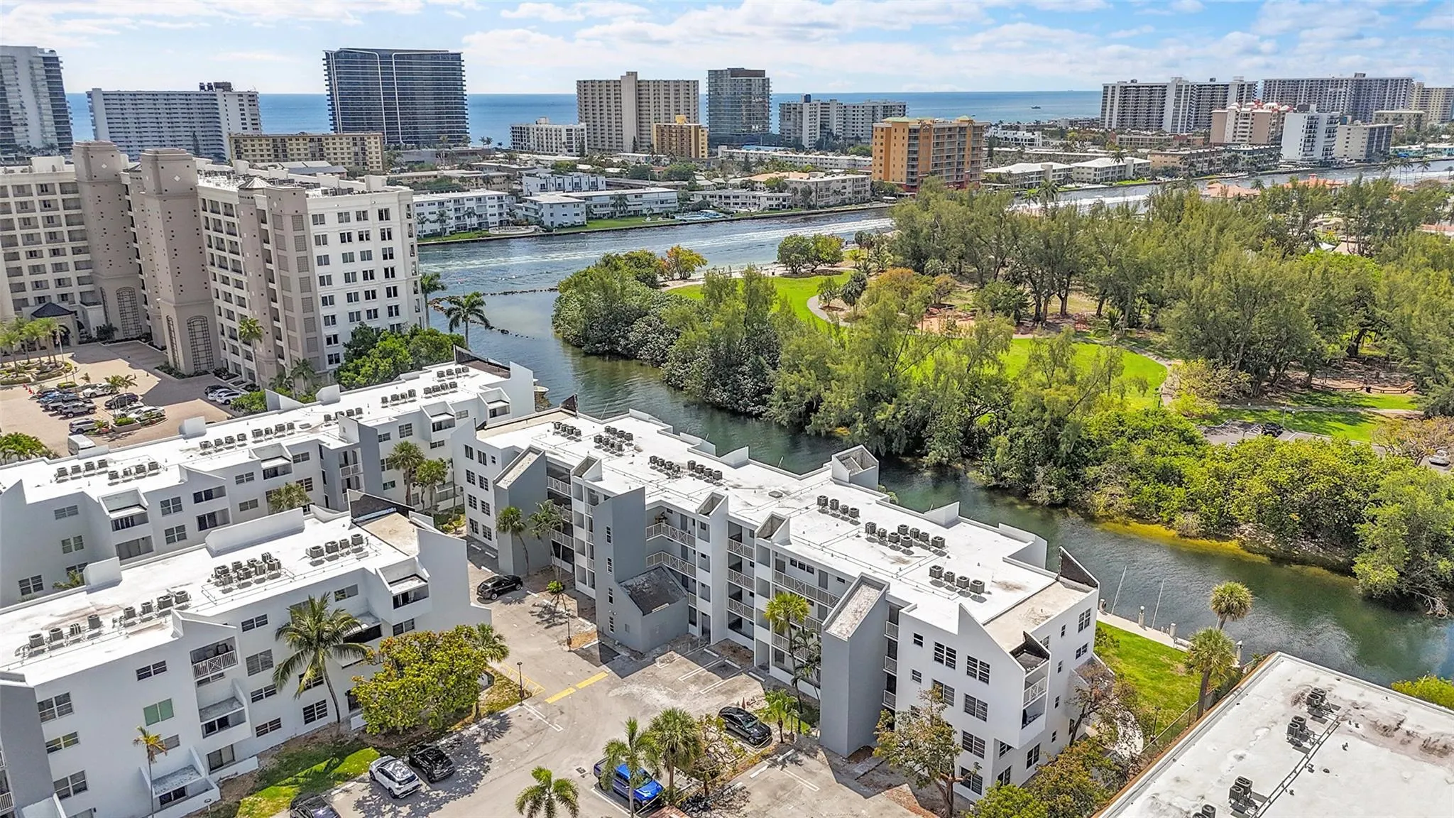 2860 NE 14th Street Cswy, #D401