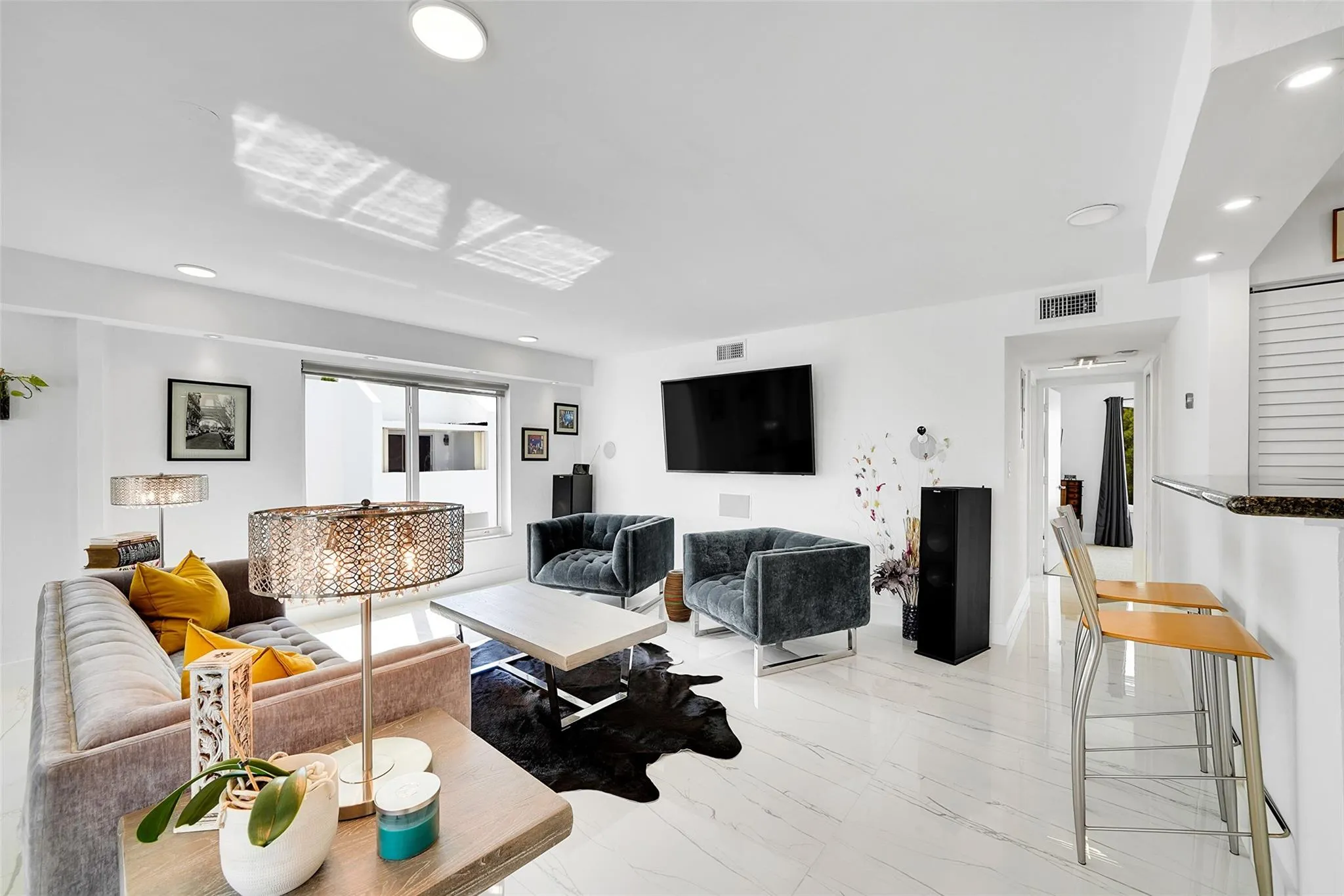 2860 NE 14th Street Cswy, #D401