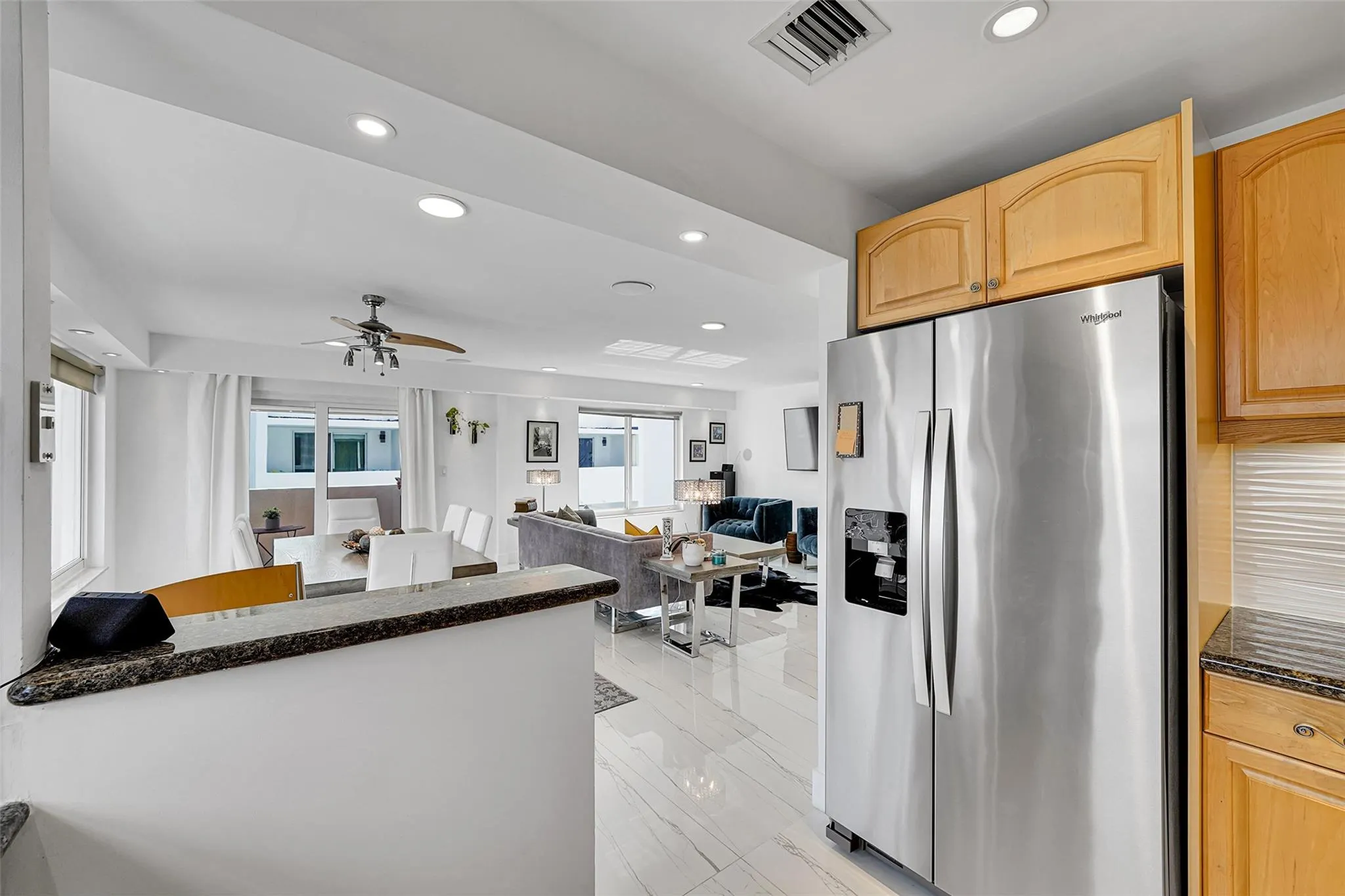 2860 NE 14th Street Cswy, #D401