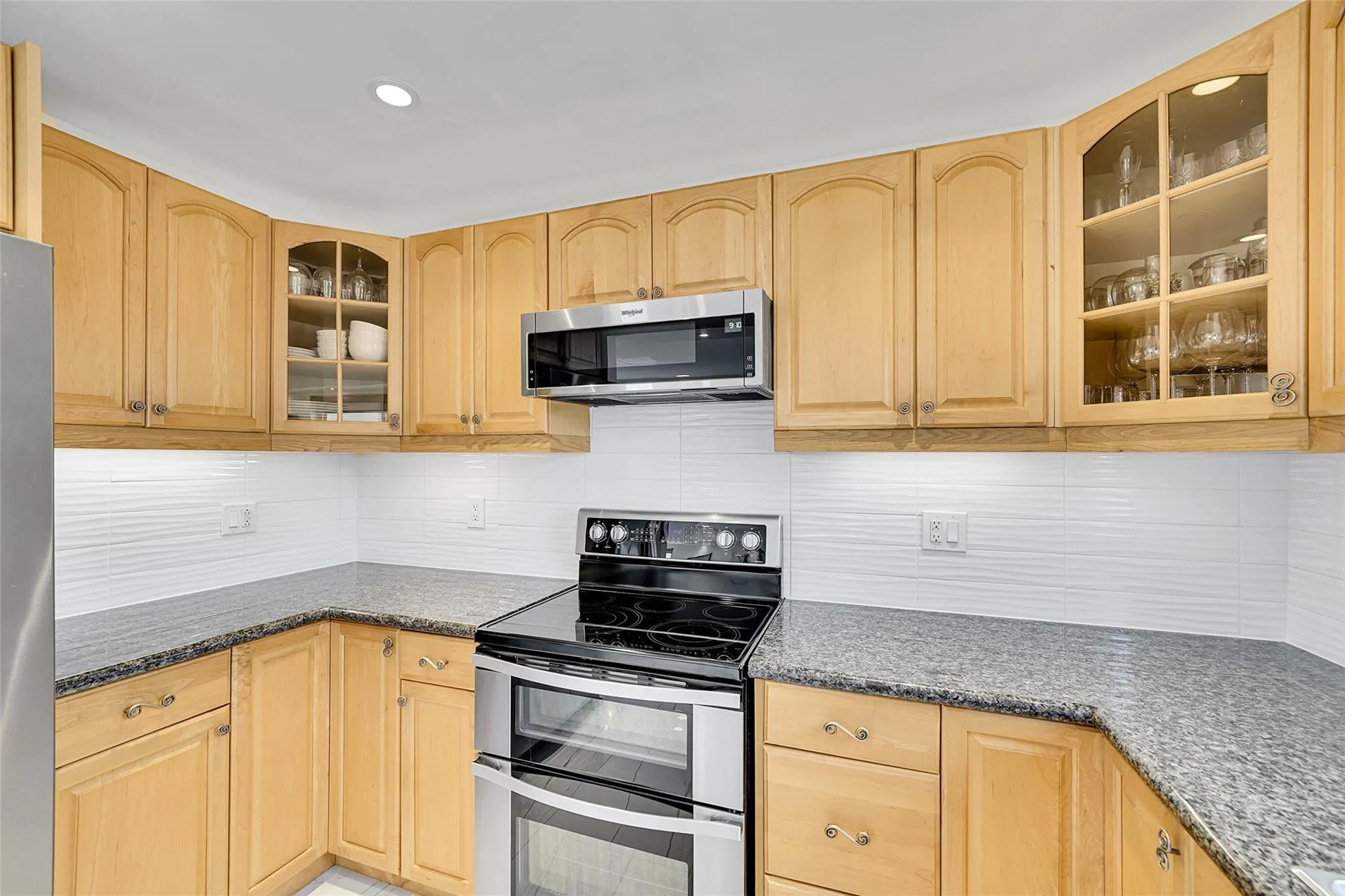 2860 NE 14th Street Cswy, #D401