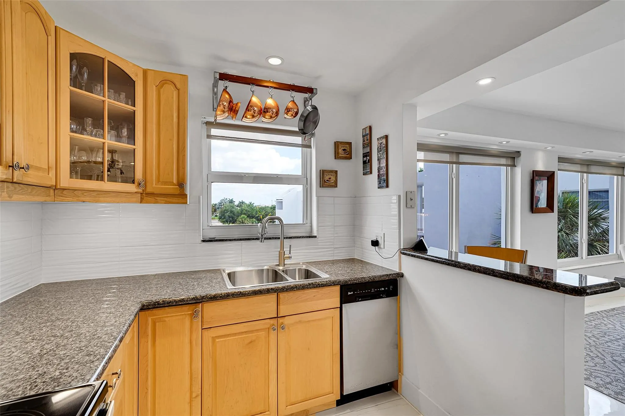 2860 NE 14th Street Cswy, #D401