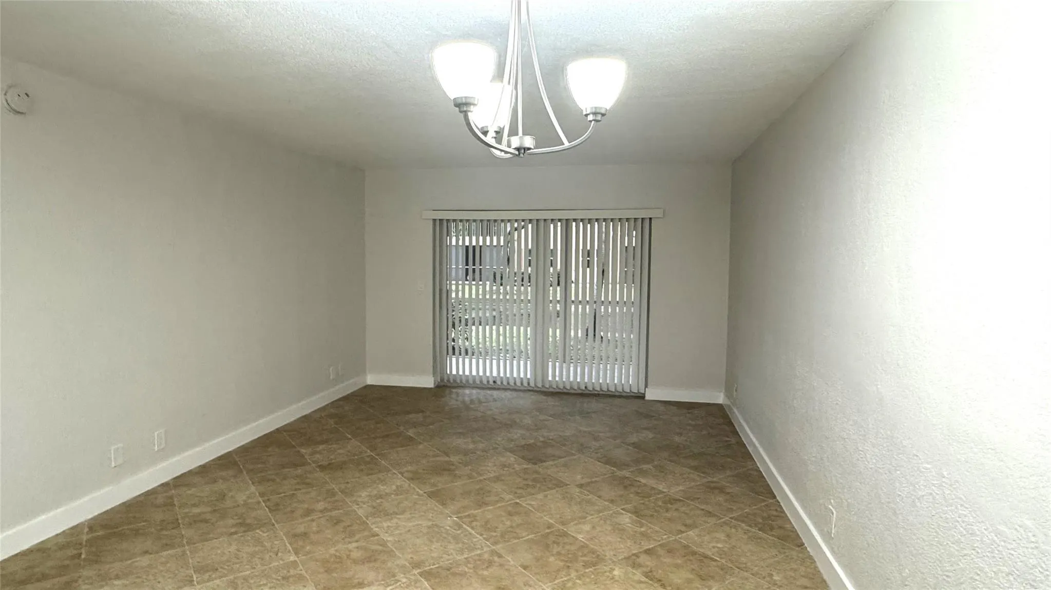 760 SE 2nd Ave, #D111