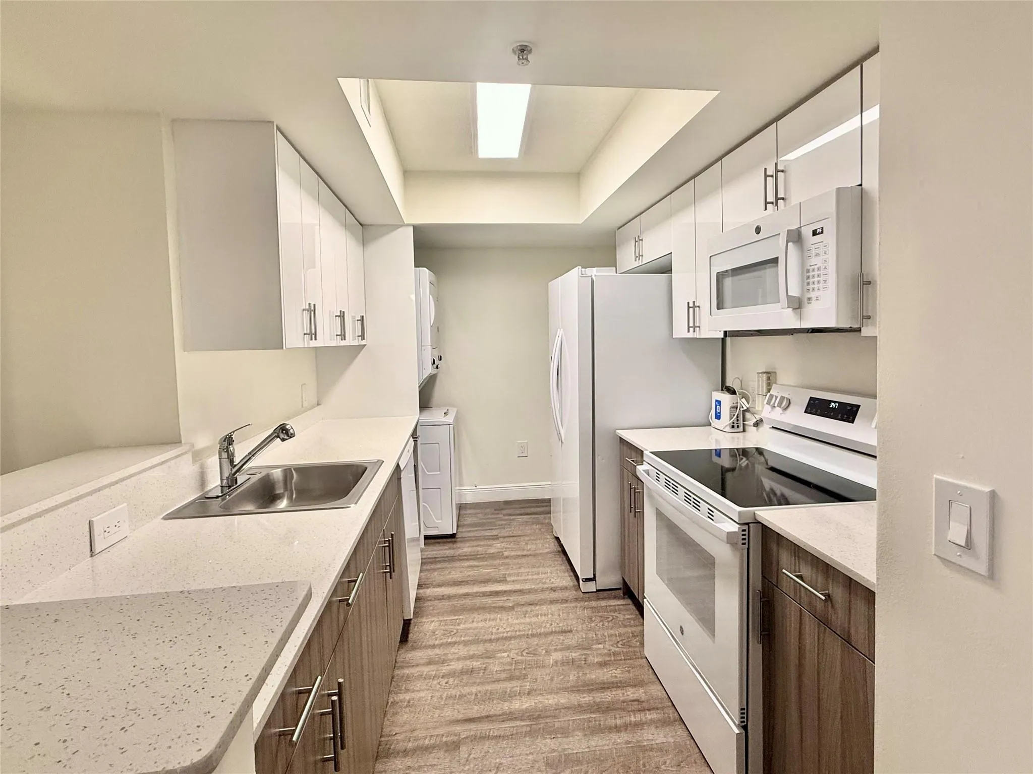 18335 NW 68 Ave, #255-201