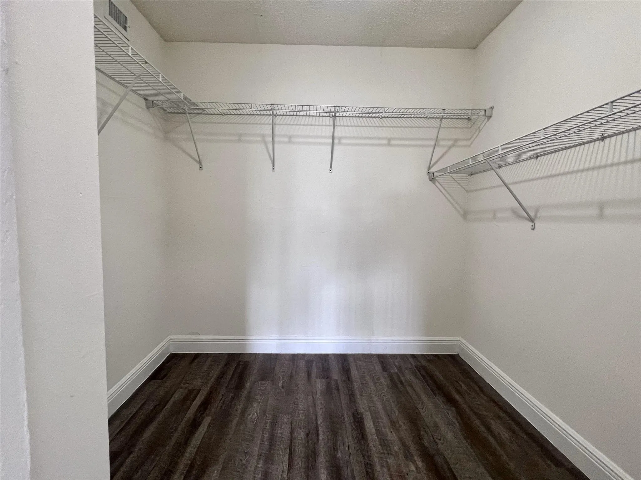 18335 NW 68 Ave, #255-201