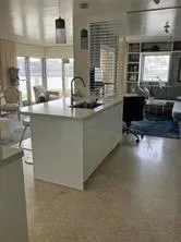 561 Bayshore Dr, #5