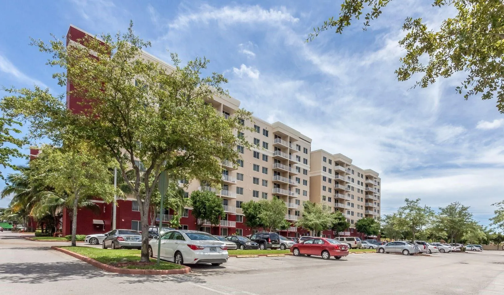 7707 NW 7 Street, #2-615