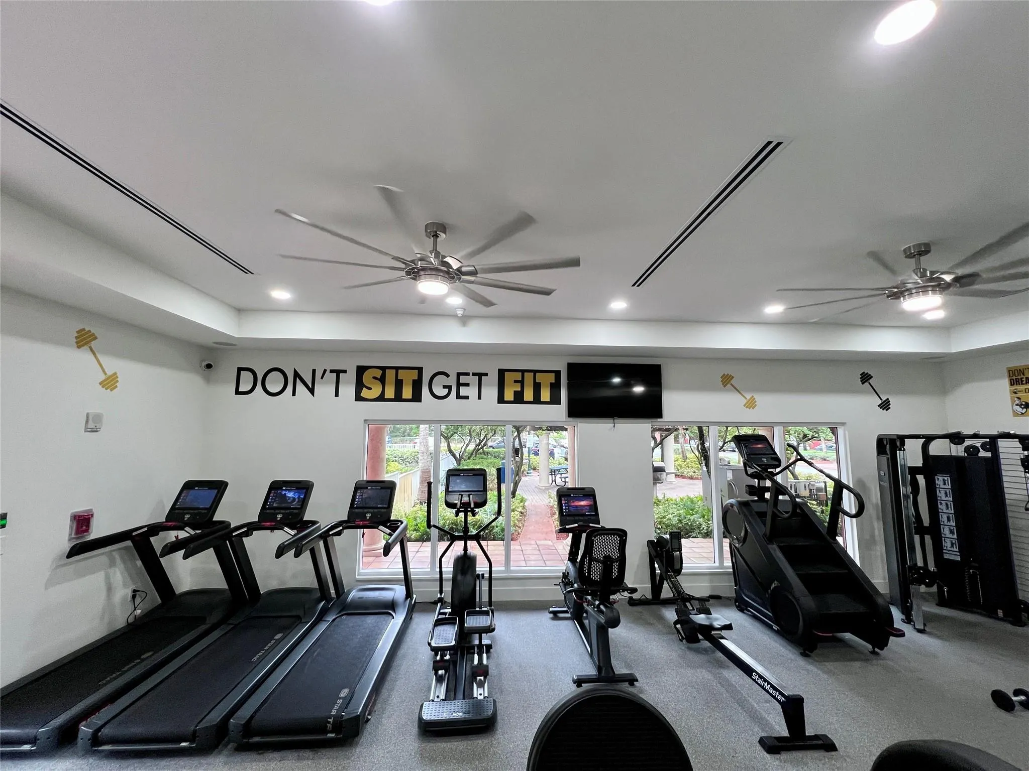 7707 NW 7 Street, #2-615