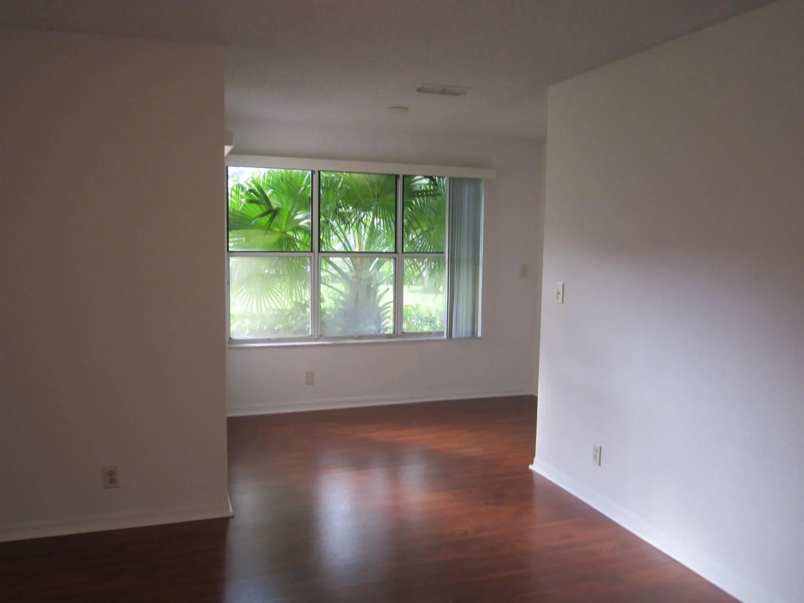 3310 Pinewalk Dr N, #1812