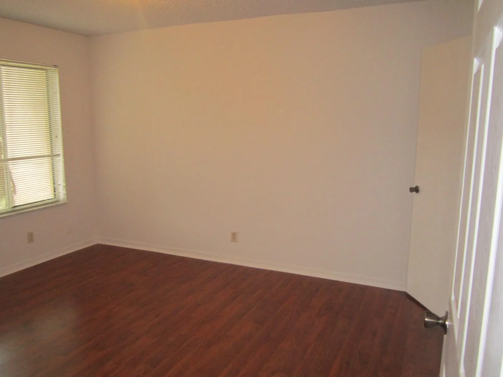 3310 Pinewalk Dr N, #1812