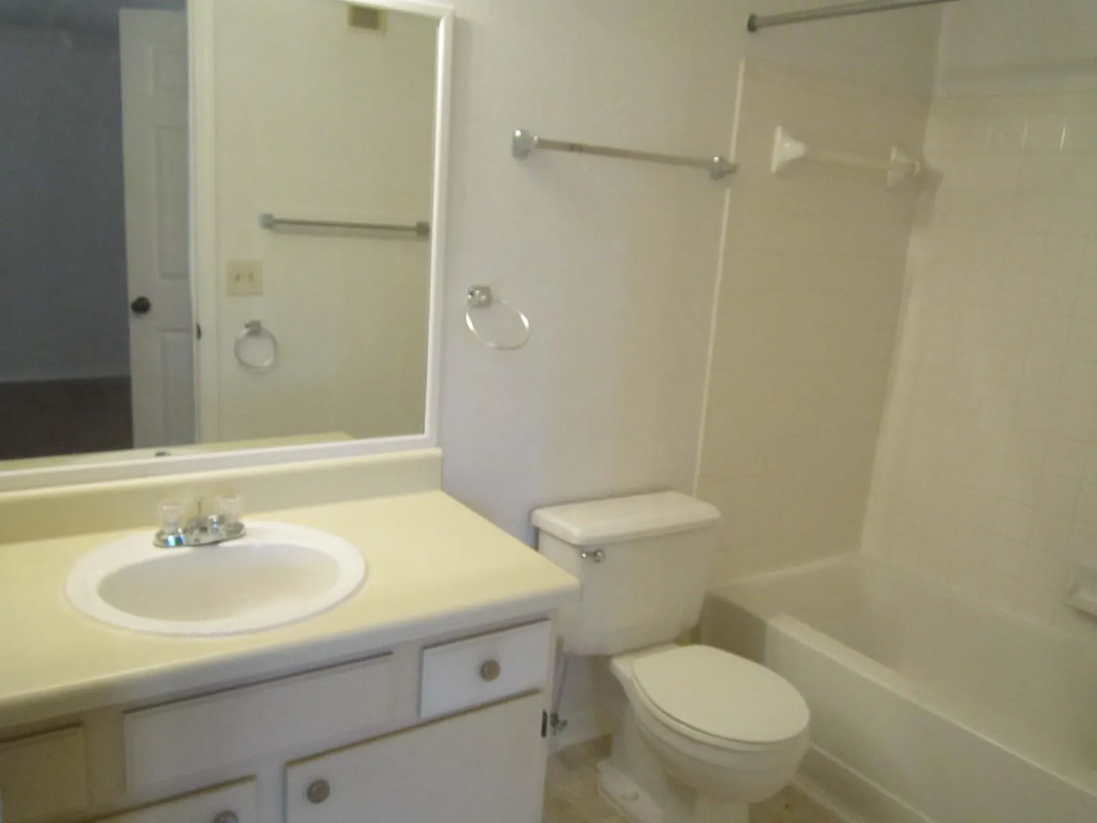 3310 Pinewalk Dr N, #1812