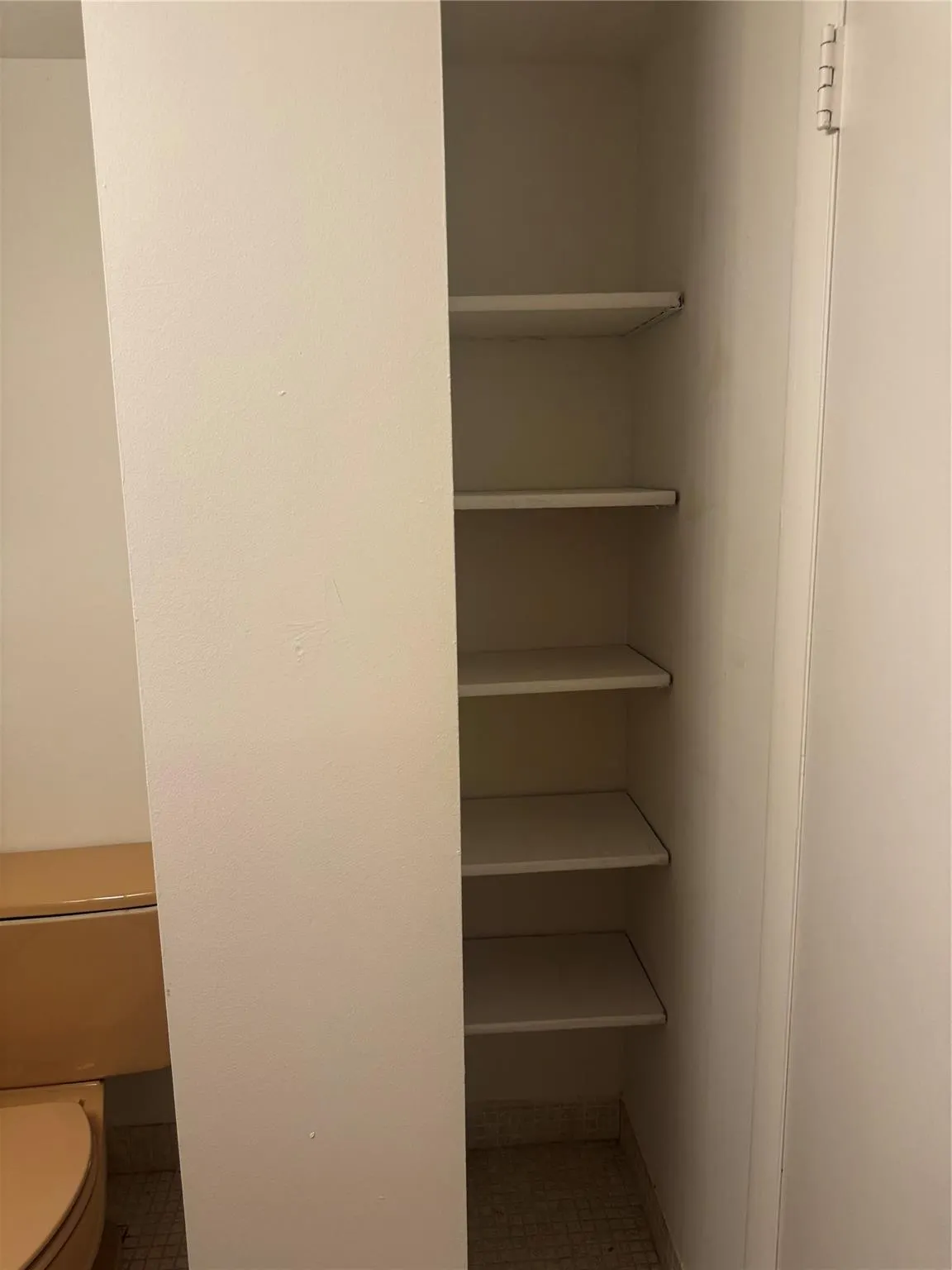 2851 NE 183rd St, #2004