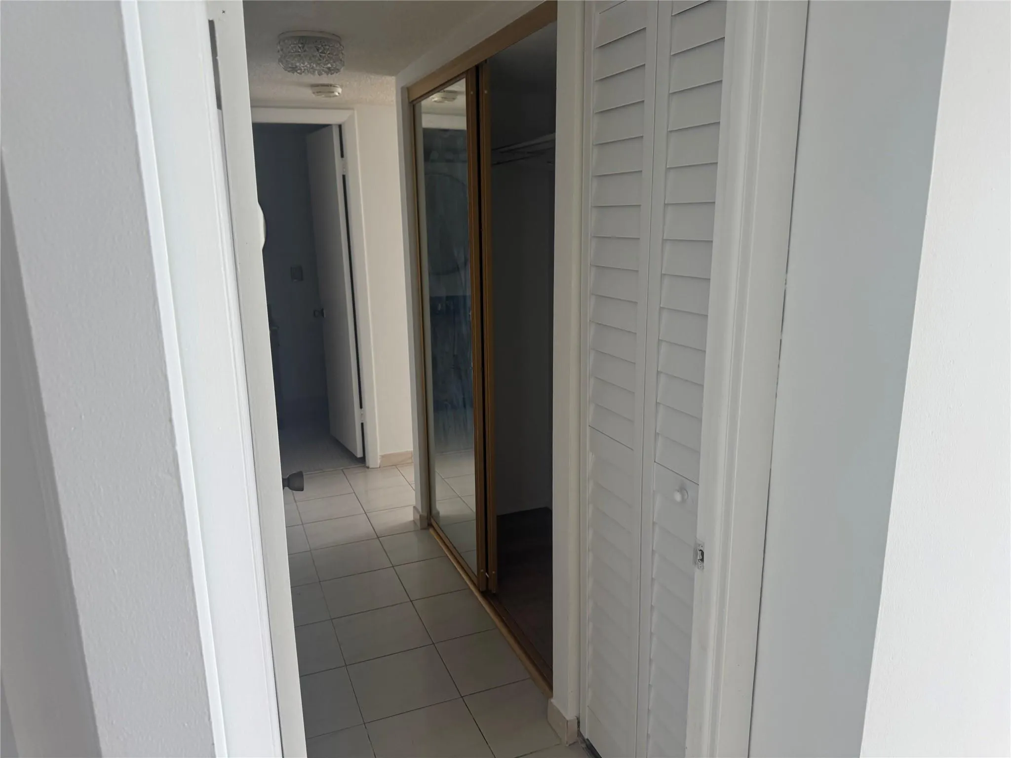 2851 NE 183rd St, #2004