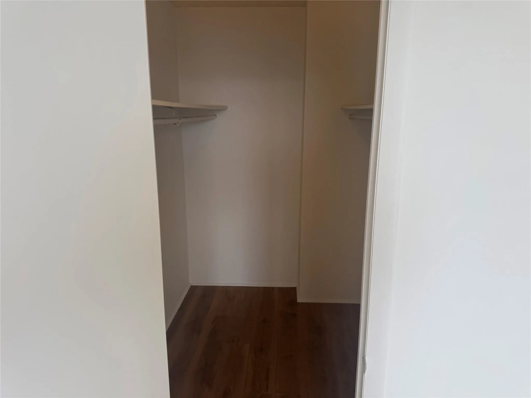 2851 NE 183rd St, #2004