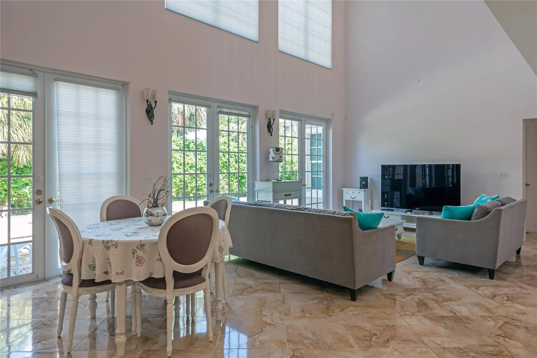 2999 Banyan Road