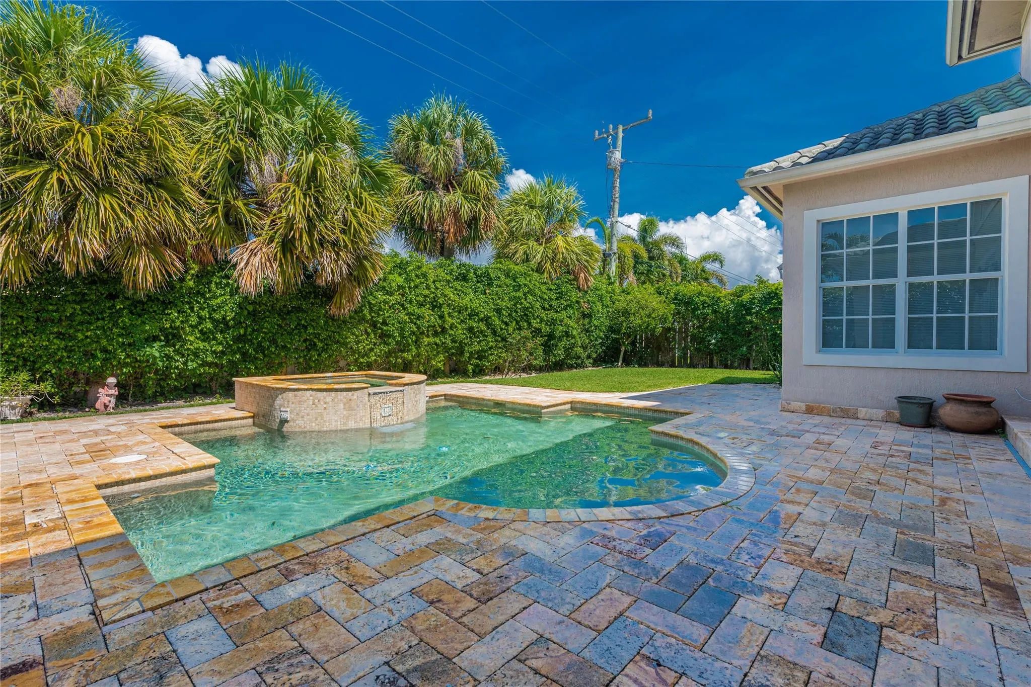 2999 Banyan Road