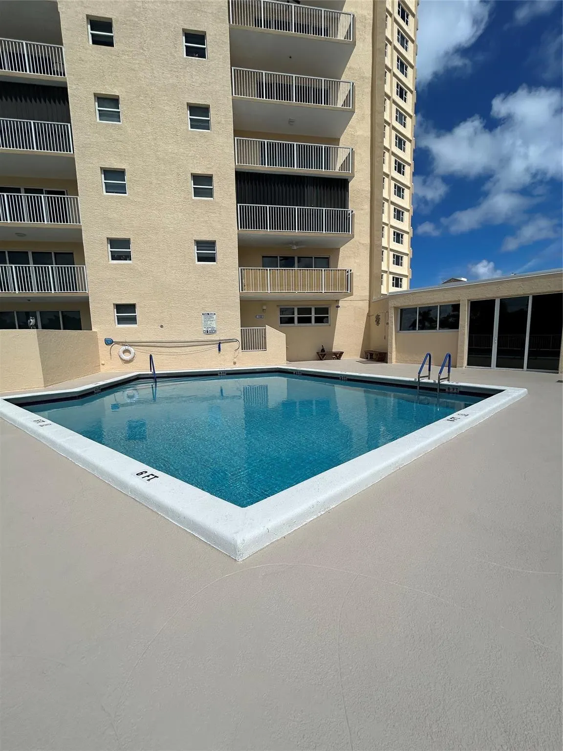 1200 Hibiscus Avenue #502