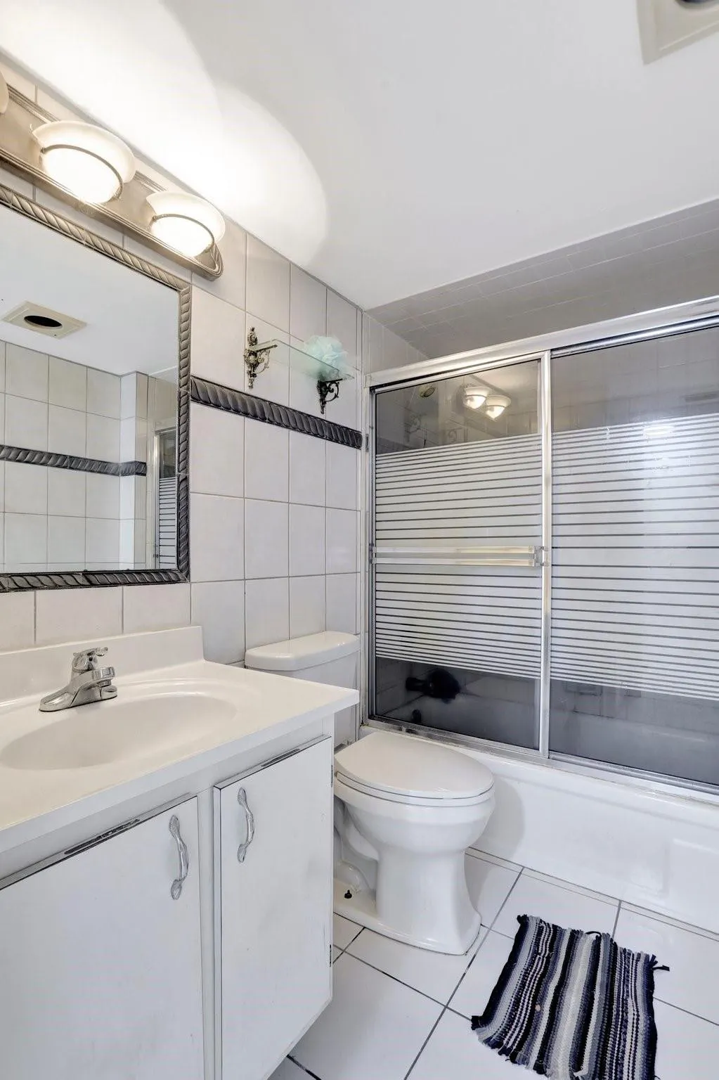 5570 NW 44th Street #518a